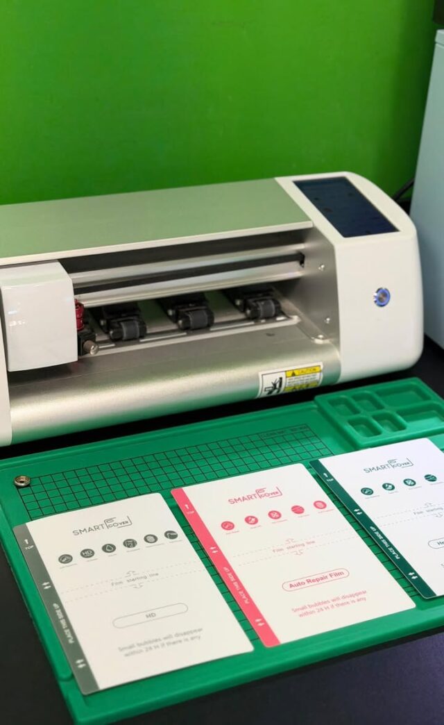 Nu ești fan folie de sticlă ? 🫣

✨Nu este nici o problemă avem folii de silicon pentru orice dispozitiv . 

Lista prețuri 👇

Folie silicon clasică : 40 Ron 
Folie silicon standard : 60 Ron 
Folie silicon premium : 80 Ron 
Folie silicon privacy : 100 Ron